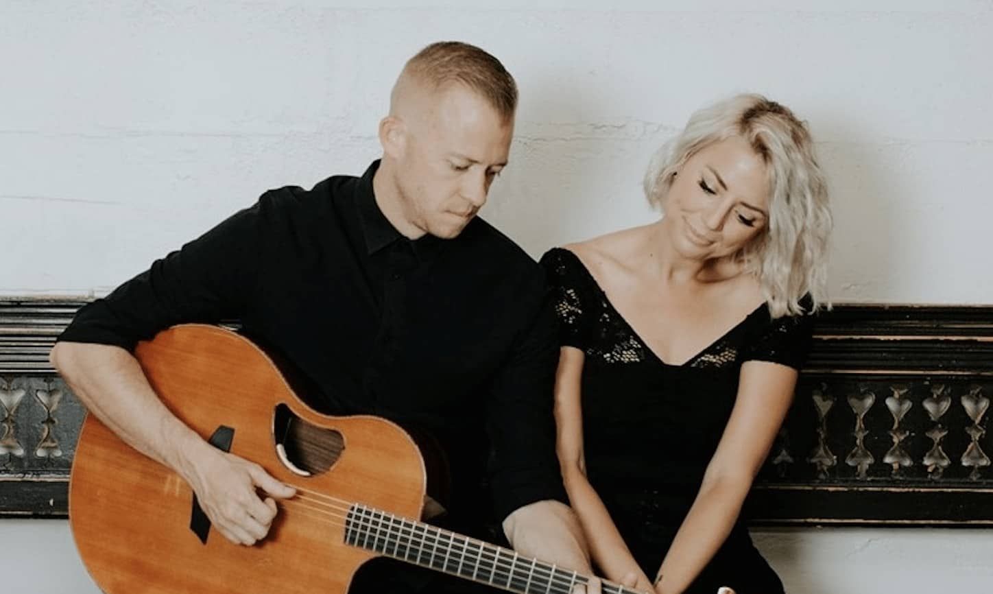 Off The Stage: MOUNTAINCITY